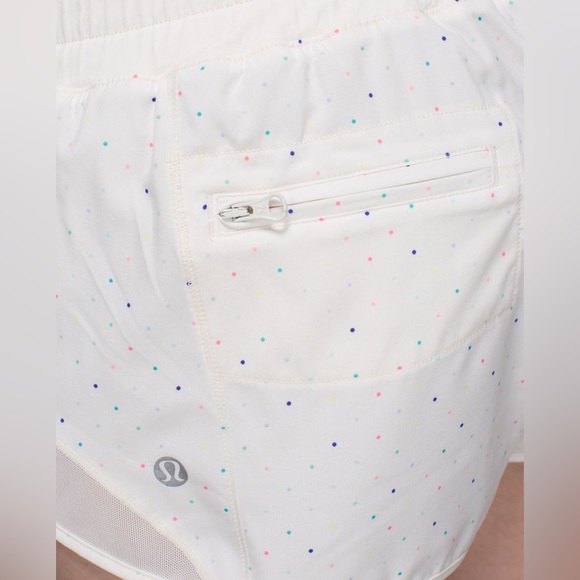 Lululemon Swift Ultra White Confetti Running Shorts (Size 6) - Picture 5 of 12